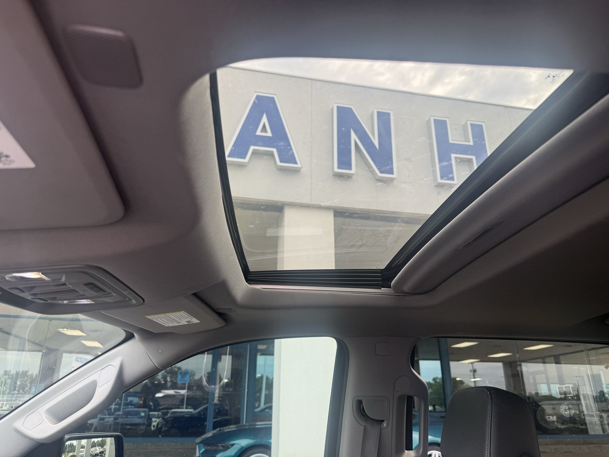 Used 2022  Chevrolet LT Trail Boss image 5