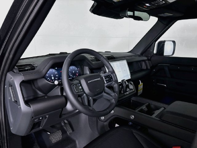 New 2026 Black Land Rover X-Dynamic SE image 9