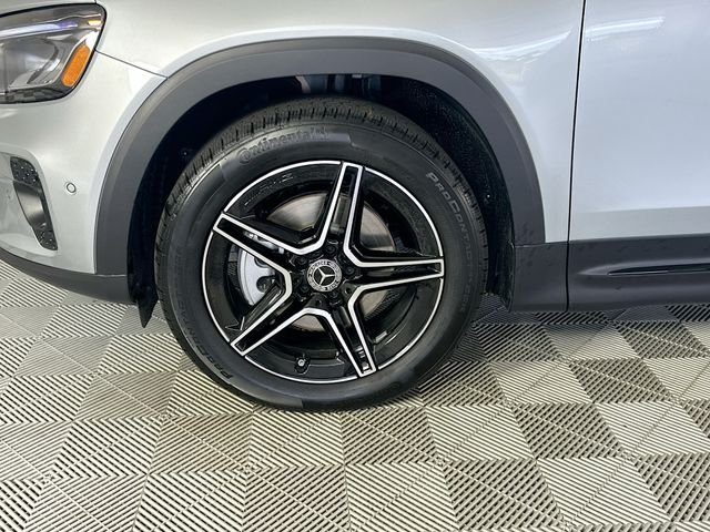 New 2026 Cirrus Silver Metallic Mercedes-Benz GLB 250 image 28