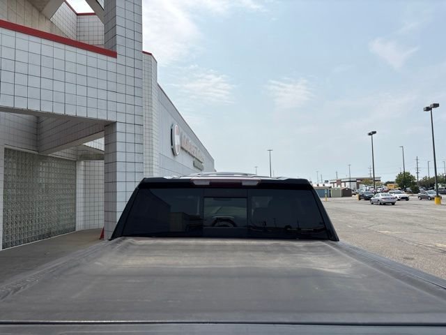 Used 2019 Onyx Black GMC SLT image 29