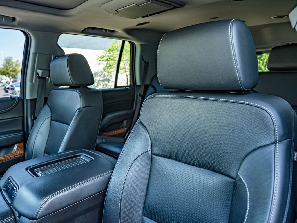 Used 2020 Black Chevrolet Premier image 33