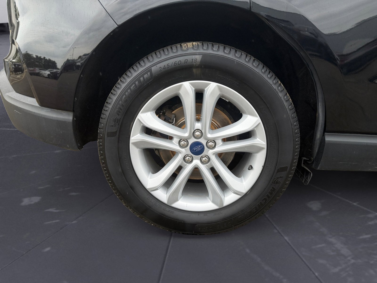 Used 2020 Black Ford SEL image 45