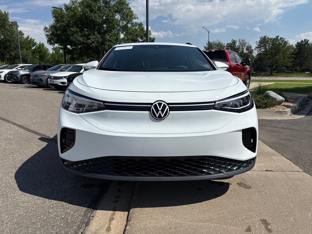 Certified Used 2024 Pure White Volkswagen Pro image 9