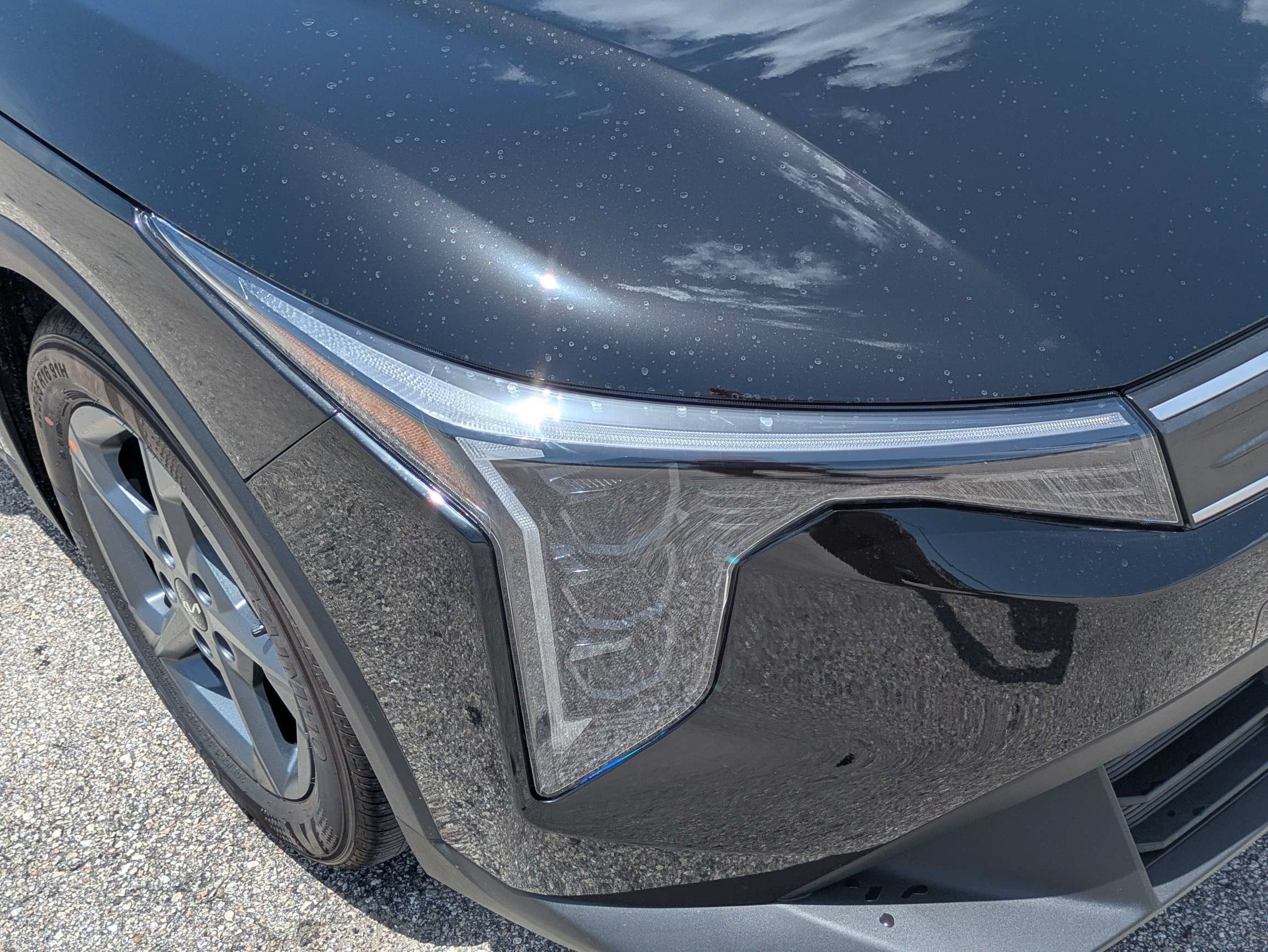 New 2026 Aurora Black Pearl Kia LXS image 10