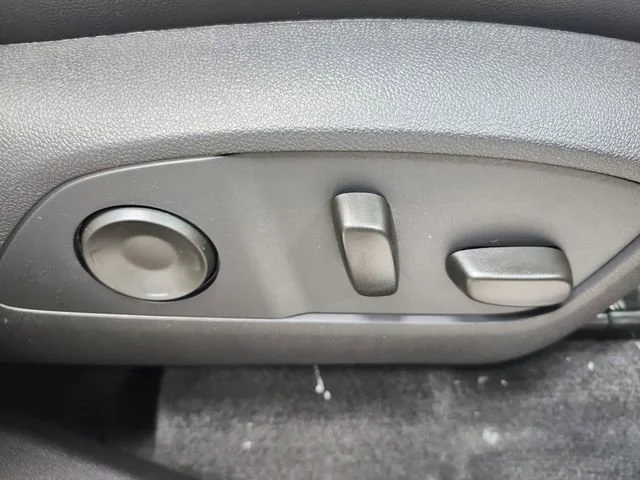 2026 GMC Acadia Denali - Photo 47