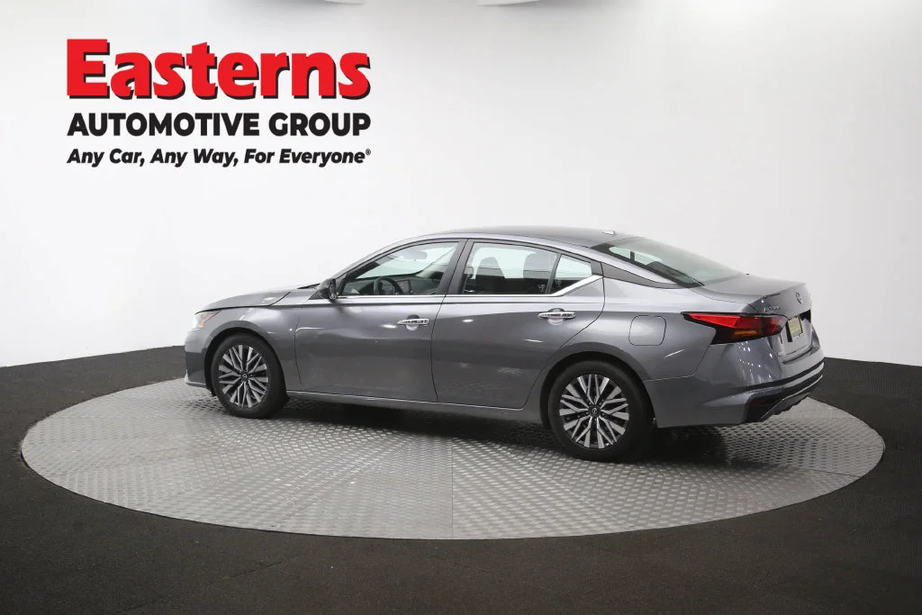 Used 2024 Gray Nissan 2.5 SV image 63