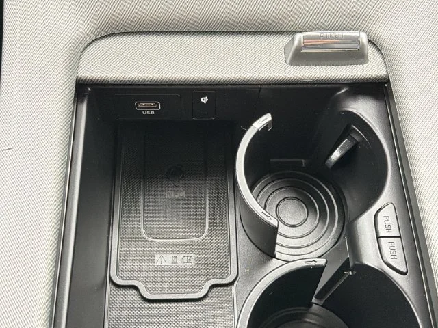 Used 2023 Black Hyundai XRT image 25