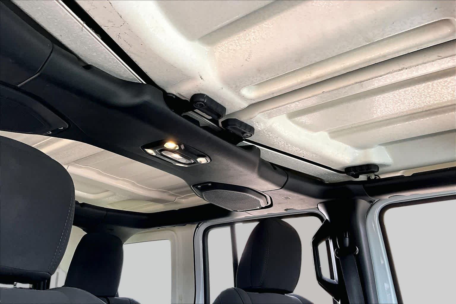 Used 2023 Bright White Clearcoat Jeep Sahara image 14