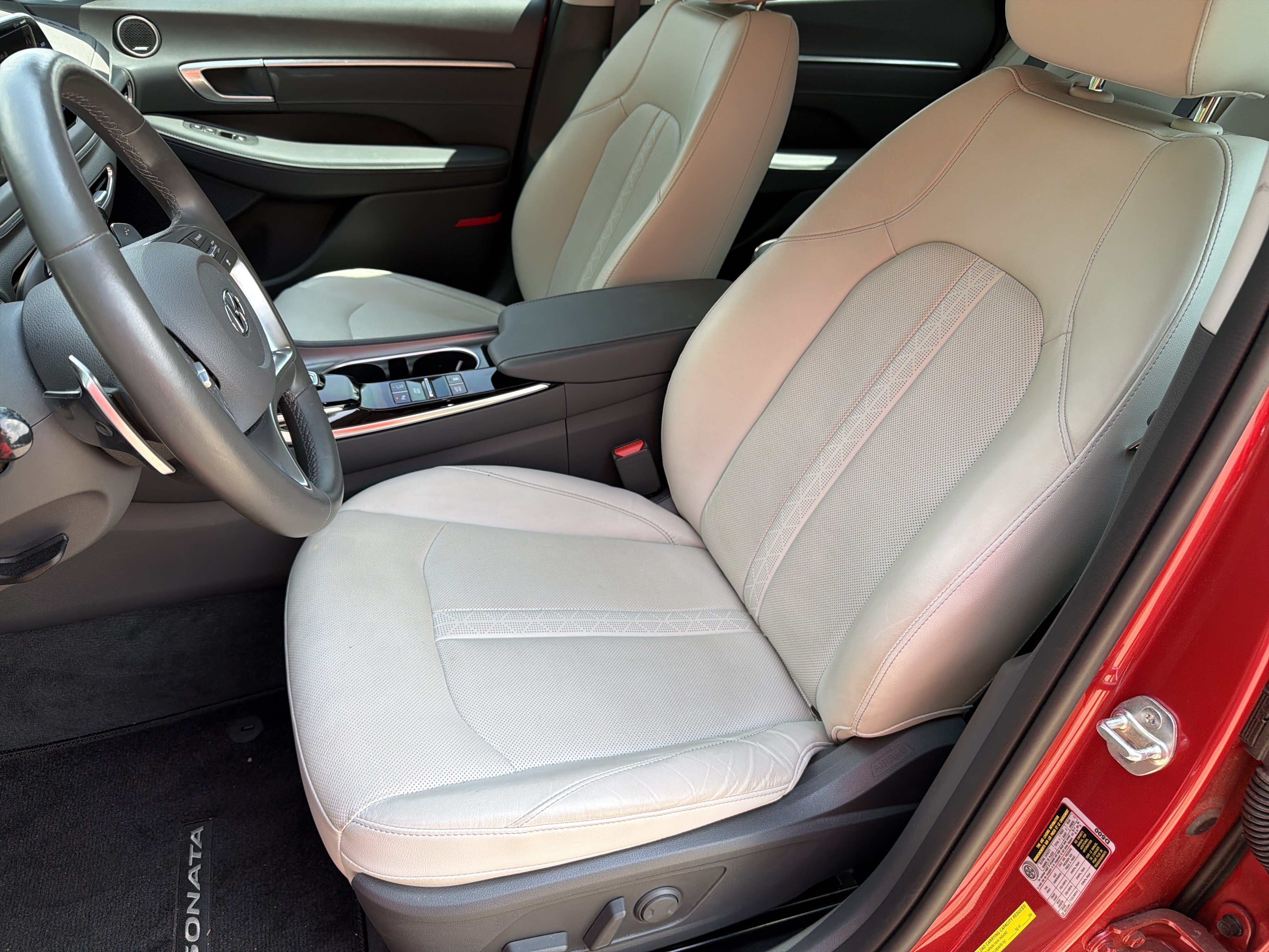 Used 2021 Calypso Red Hyundai Limited image 18