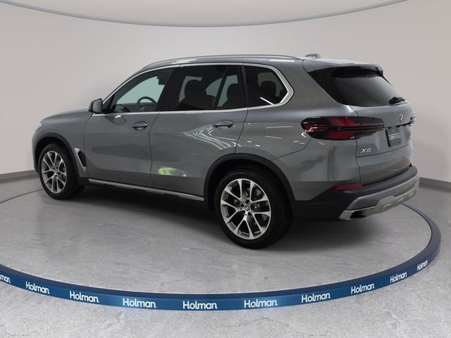 Certified Used 2026 Skyscraper Grey Metallic BMW xDrive40i image 7