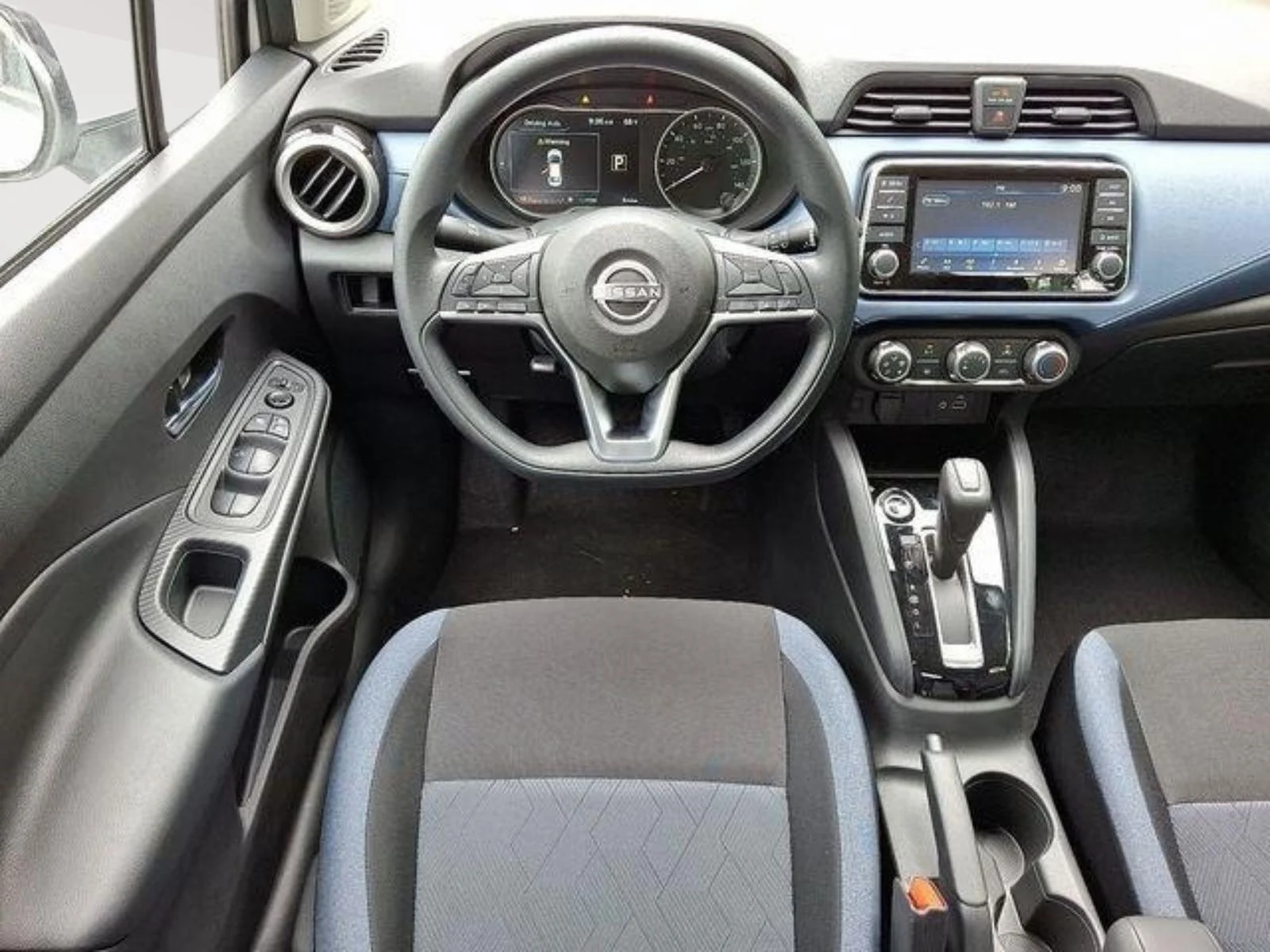 2025 Nissan Versa Sedan SV - Photo 7