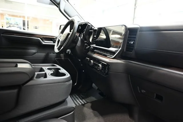 2026 Chevrolet Silverado 1500 LT - Photo 14