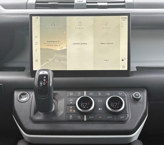 Certified Used 2023 Silver Land Rover X-Dynamic SE image 19