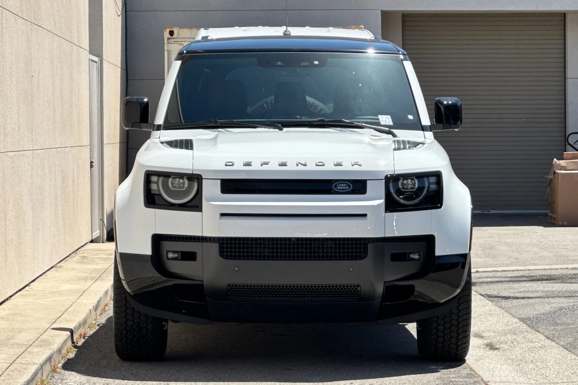 New 2026 Fuji White Land Rover X-Dynamic SE image 10