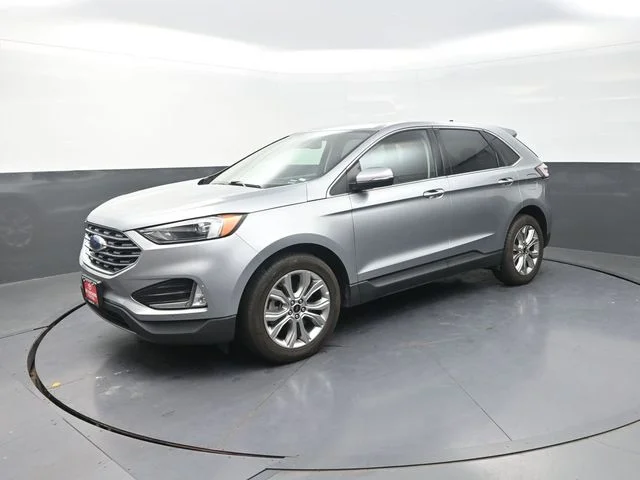 Used 2024 Silver Ford Titanium image 3