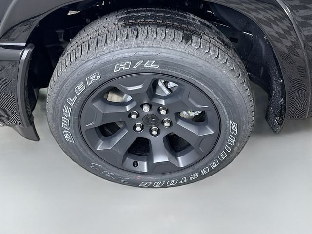 New 2026 Diamond Black Crystal Pearl-Coat Exterior Paint RAM Big Horn/Lone Star image 28
