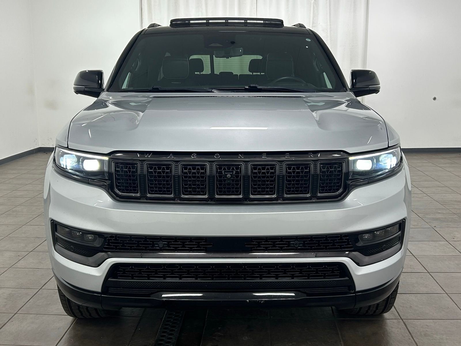 Used 2024 Silver Zynith Jeep Series II image 7