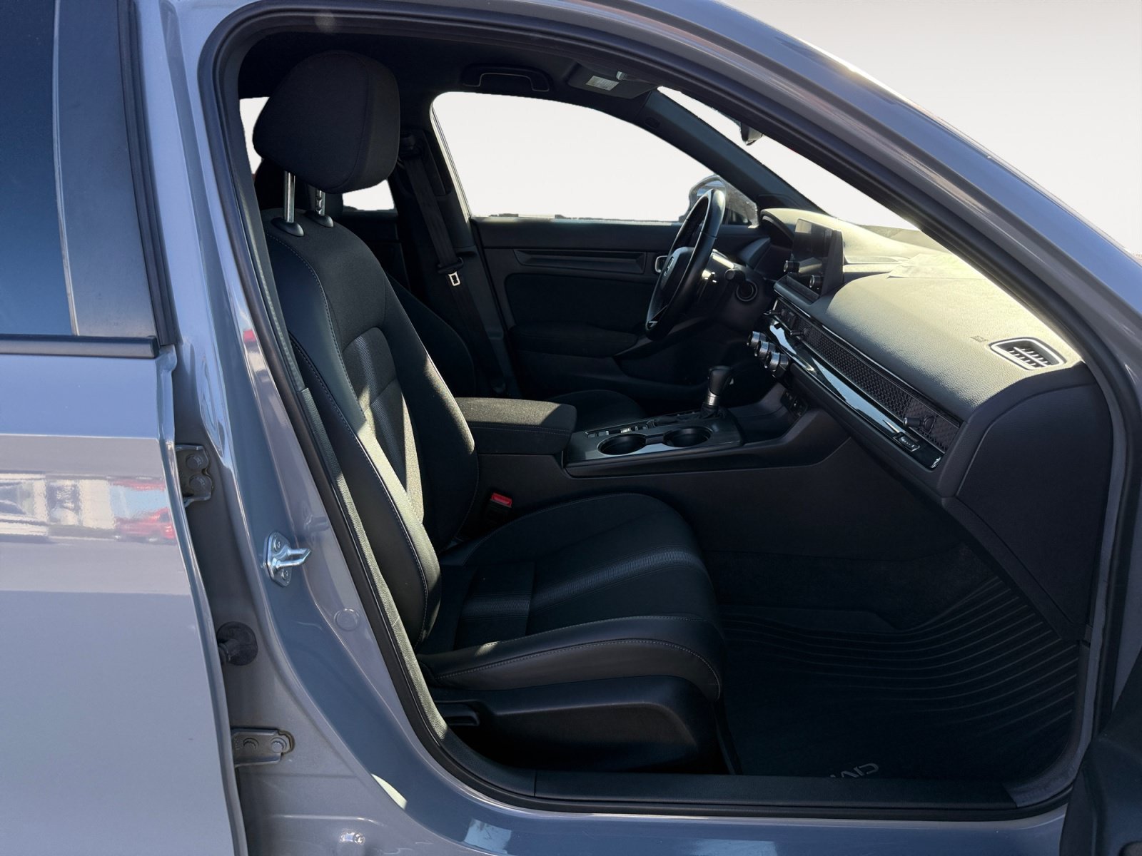 2025 Honda Civic Sport - Photo 39