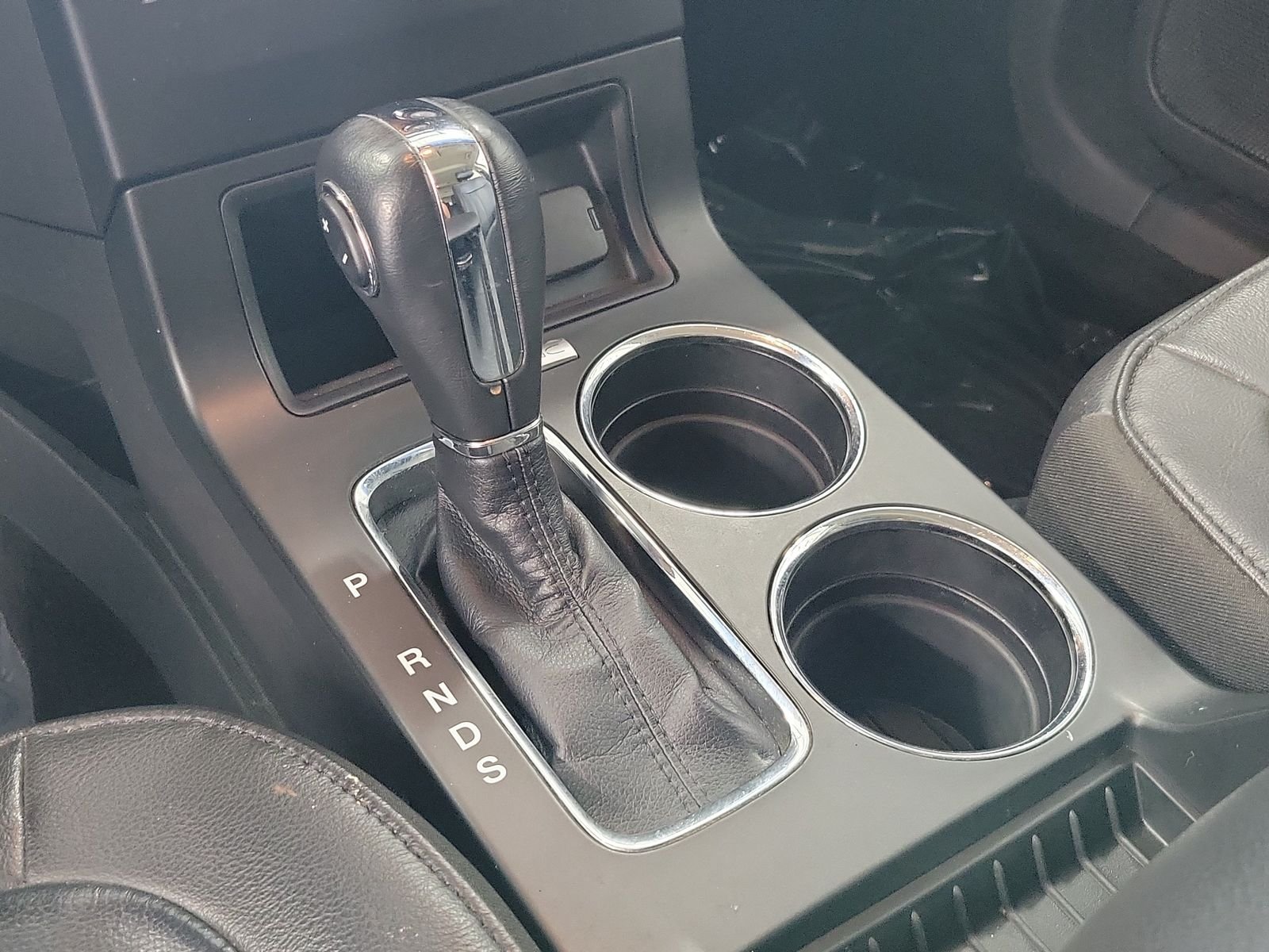 Used 2018 Gray Ford SEL image 22