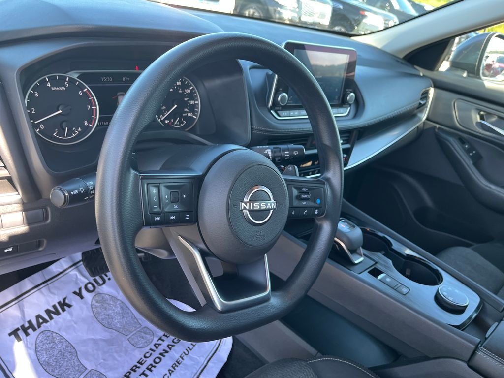 Used 2024 Gray Nissan SV image 14