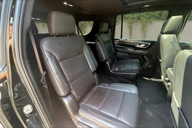 Used 2022 Black Chevrolet High Country image 25