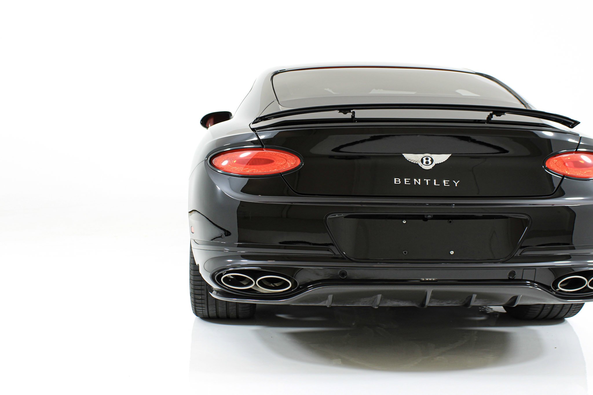 Used 2024 Black Bentley  image 21