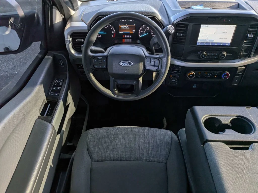 Certified Used 2023 Oxford White Ford XLT image 12
