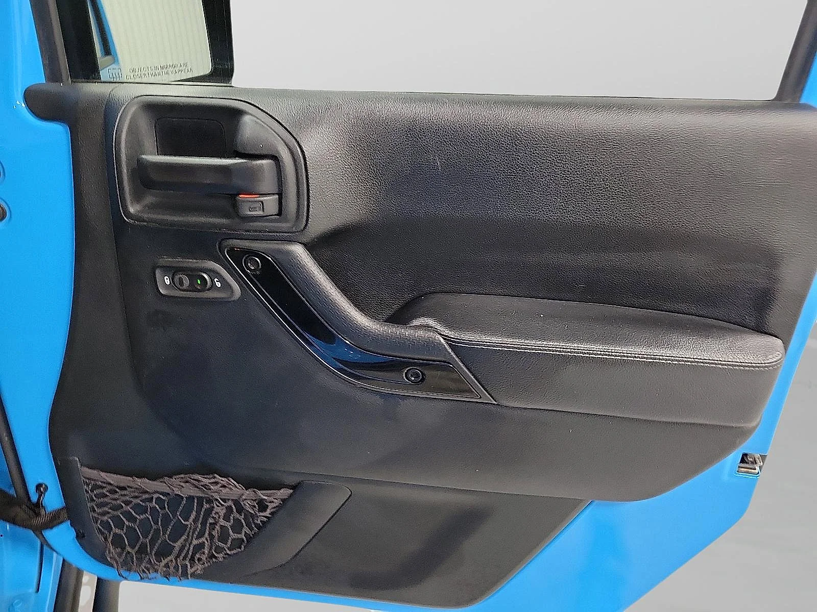 Used 2017 Chief Clearcoat Jeep Winter image 15
