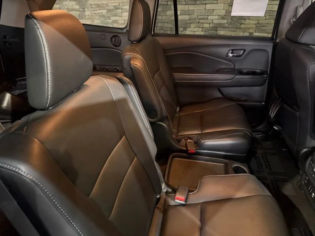 Used 2021 Platinum White Pearl Honda Touring image 30