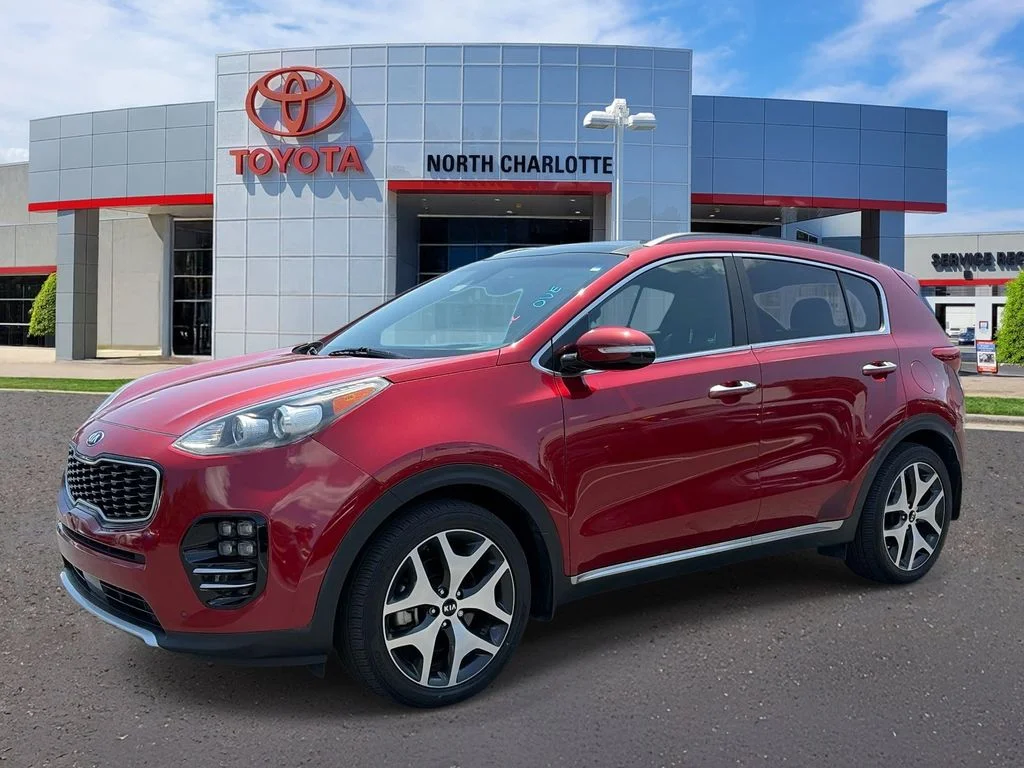 Used 2017 Red Kia SX image 3