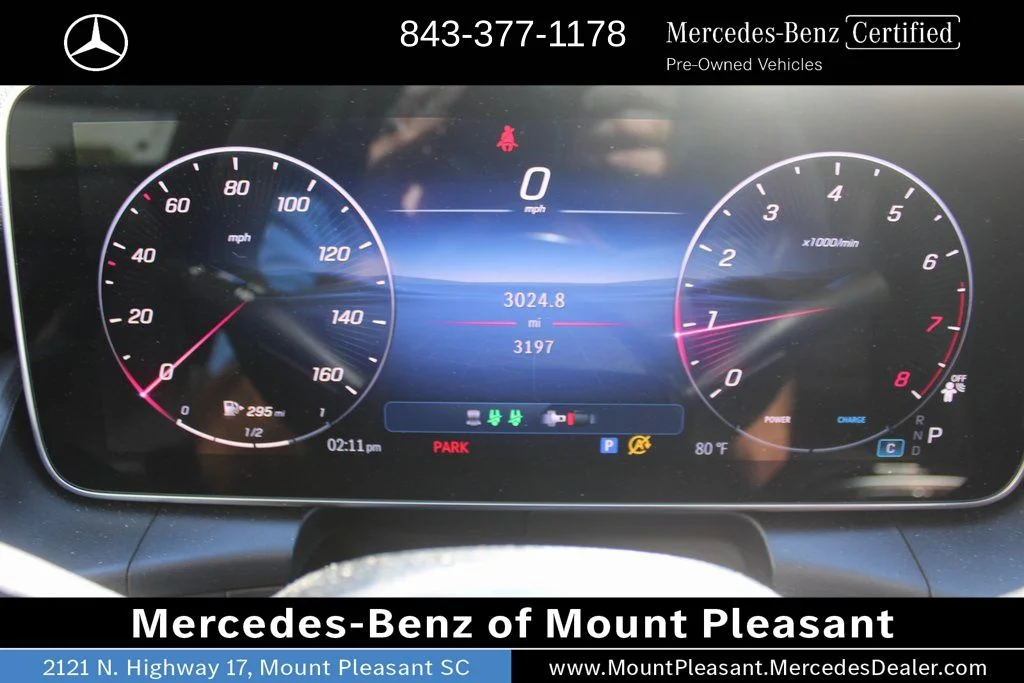 Certified Used 2025 Black Mercedes-Benz GLC 300 image 32