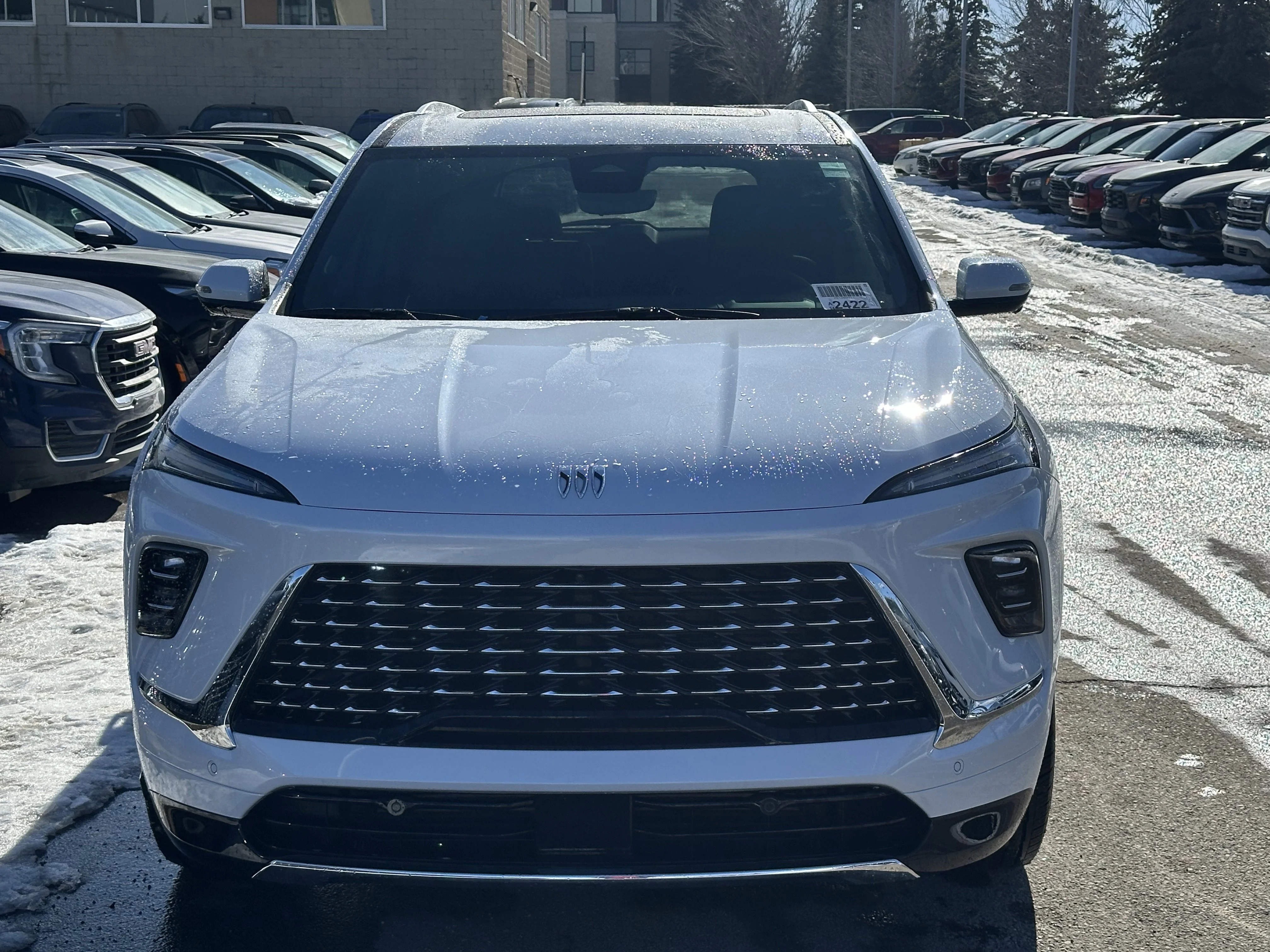New 2026 Iridescent White Tricoat Buick Avenir image 2