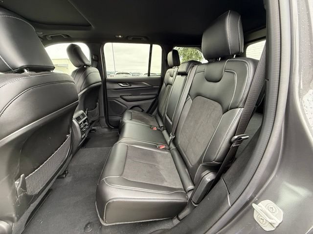 Used 2025 Baltic Gray Metallic Clearcoat Jeep Altitude image 13