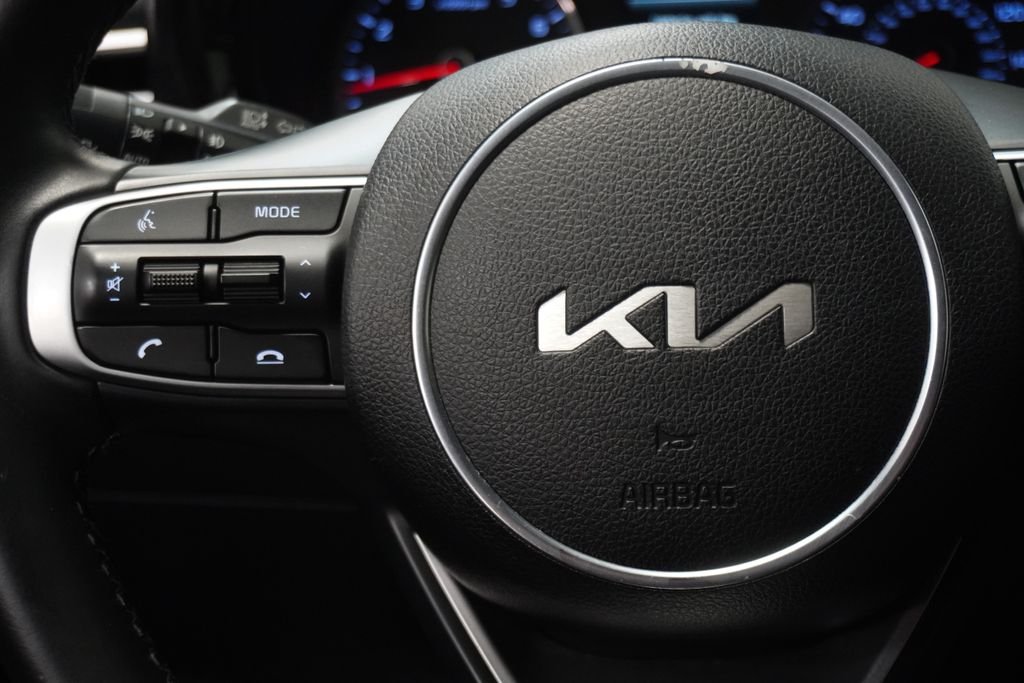 Used 2023 Black Kia GT-Line image 16