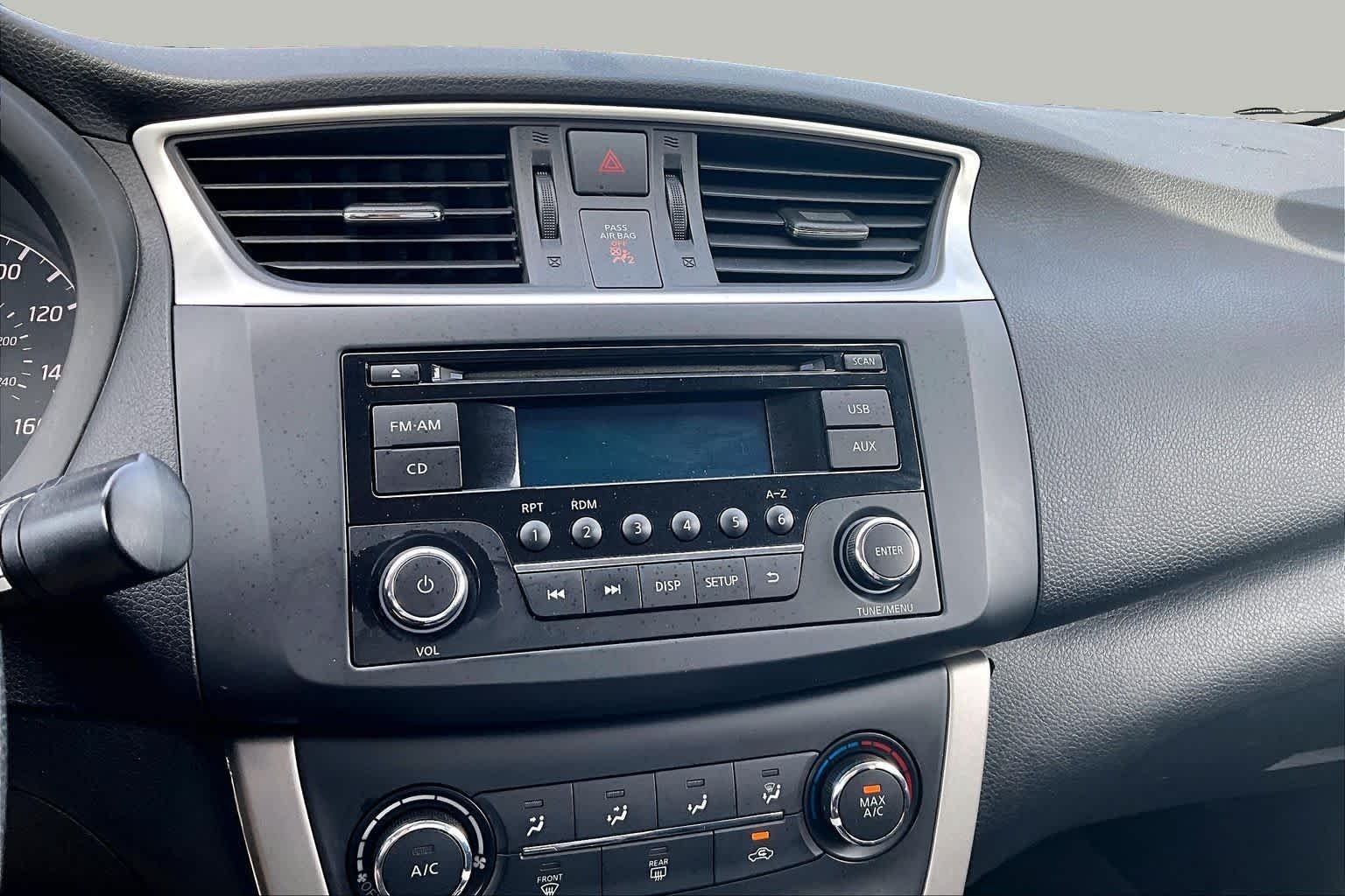 Used 2015 Brilliant Silver Nissan S image 26
