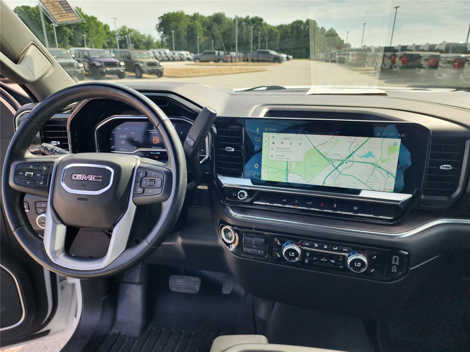 Used 2025 Summit White GMC SLT image 9