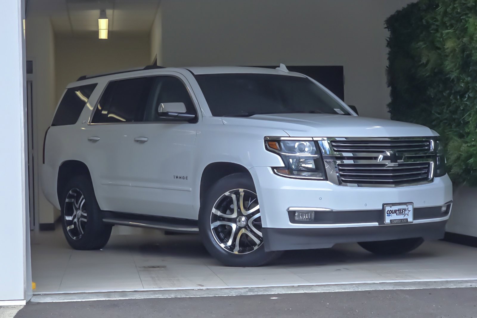 2016 Chevrolet Tahoe 4WD LTZ's photo