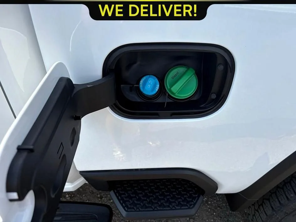 New 2025 Summit White Chevrolet High Country image 10