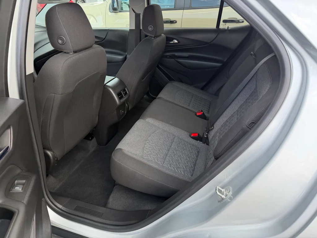 Used 2022 Silver Ice Metallic Chevrolet LT image 5