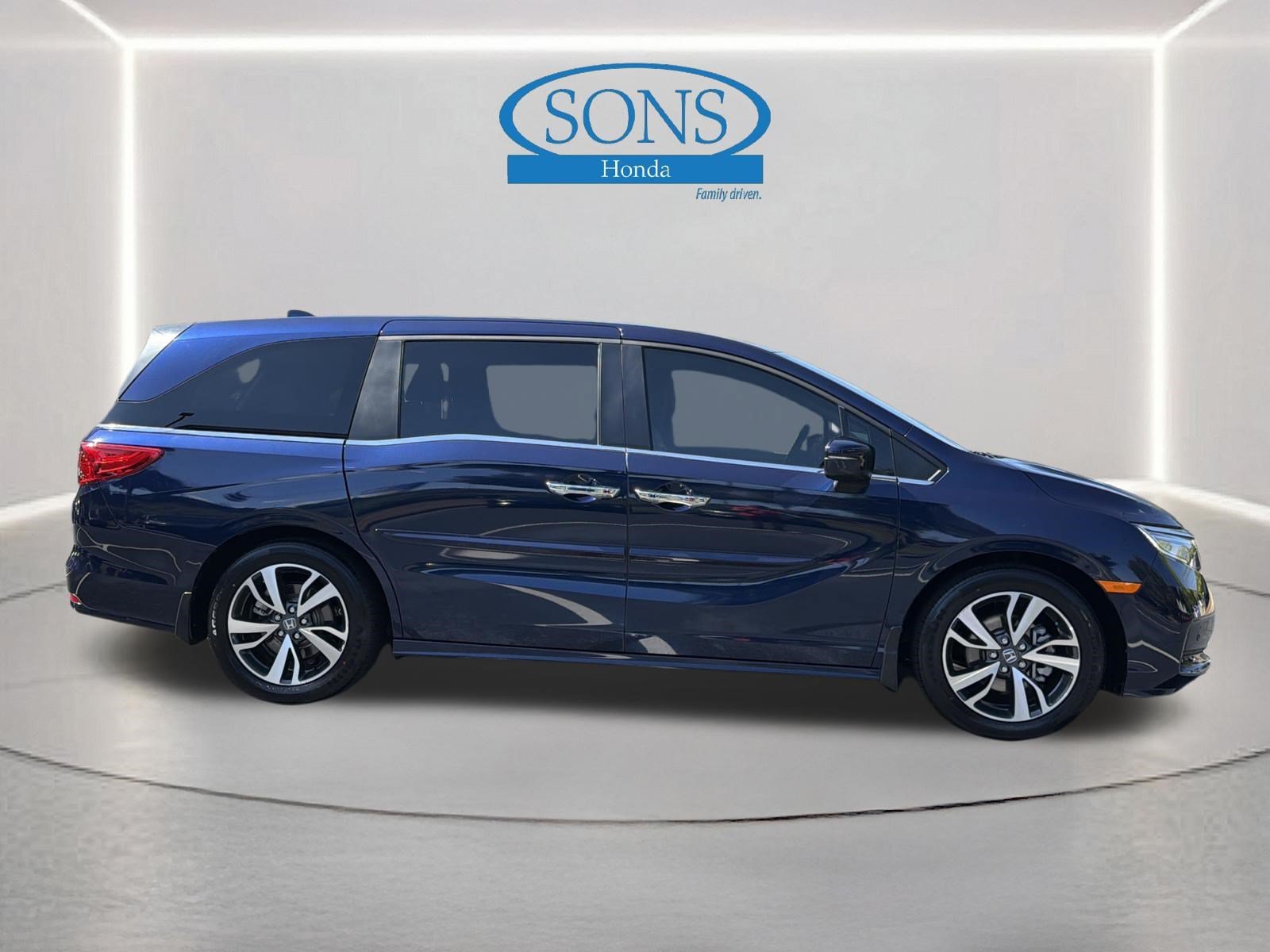 2024 Honda Odyssey Touring - Photo 68