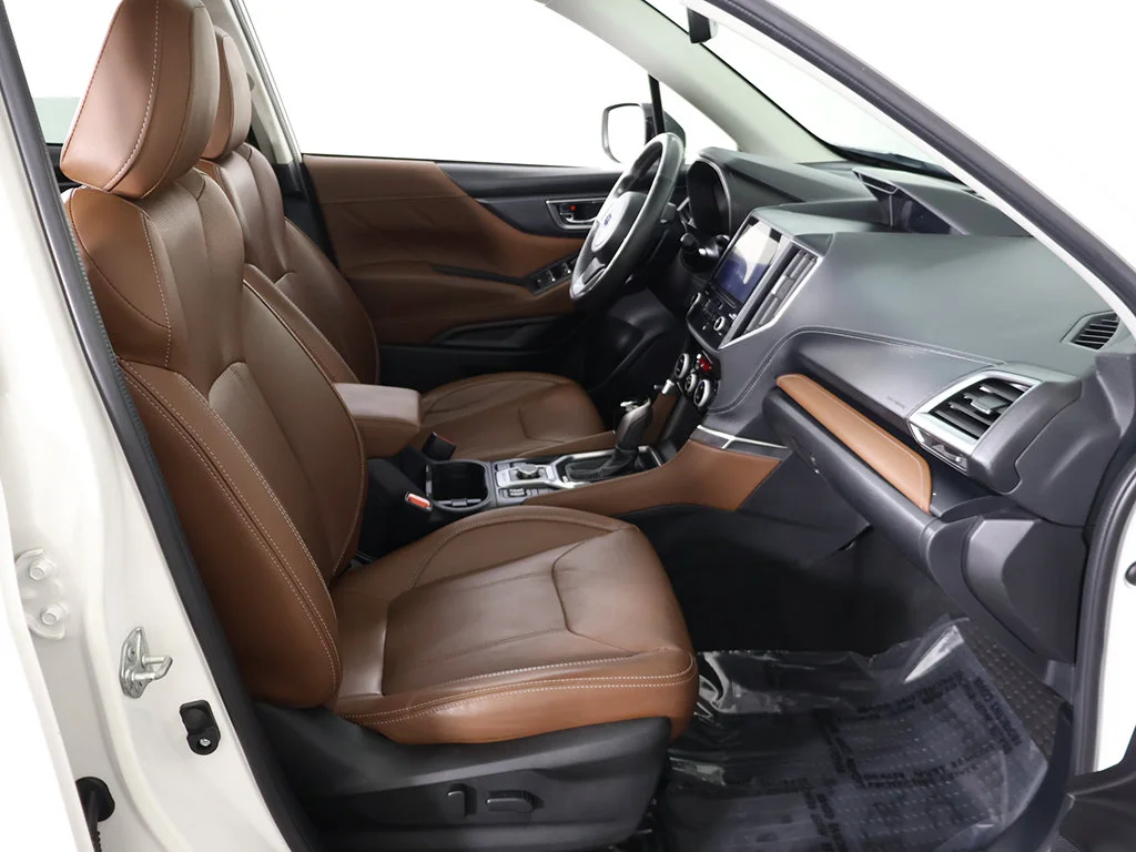 Used 2021 White Subaru Touring image 35