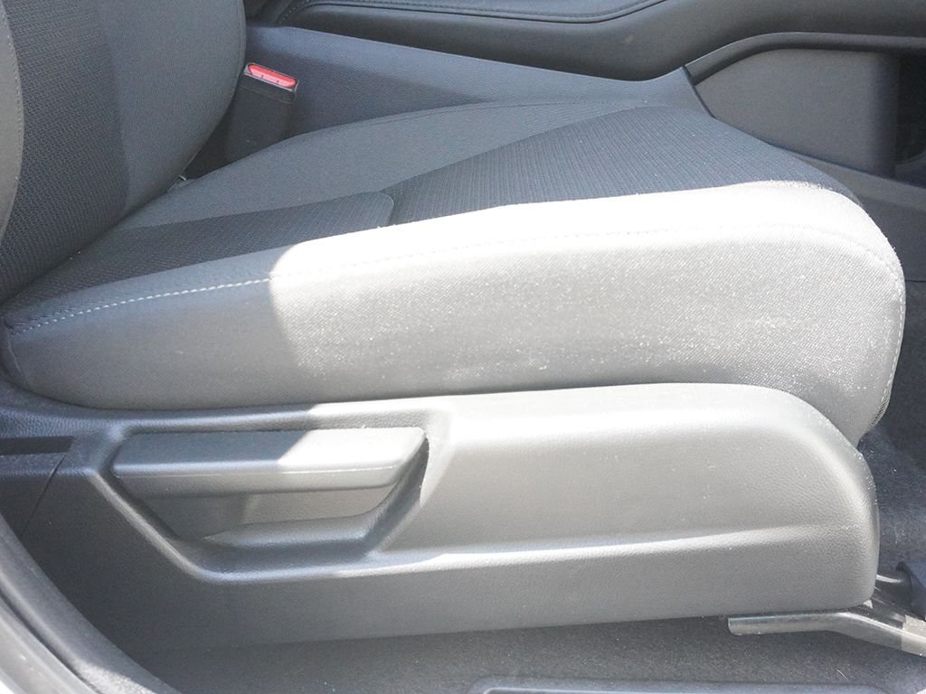 Used 2021 White Honda EX image 27