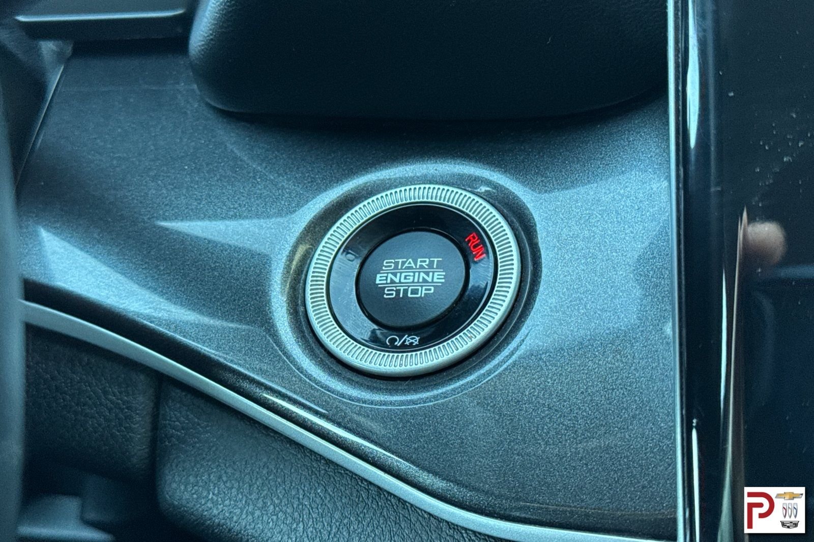 Used 2022 Gray Jeep Laredo image 28