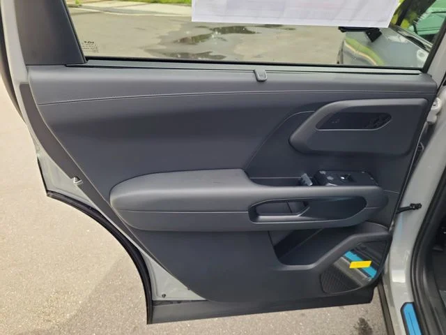 New 2027 Wolf Gray Kia X-LINE SX image 13
