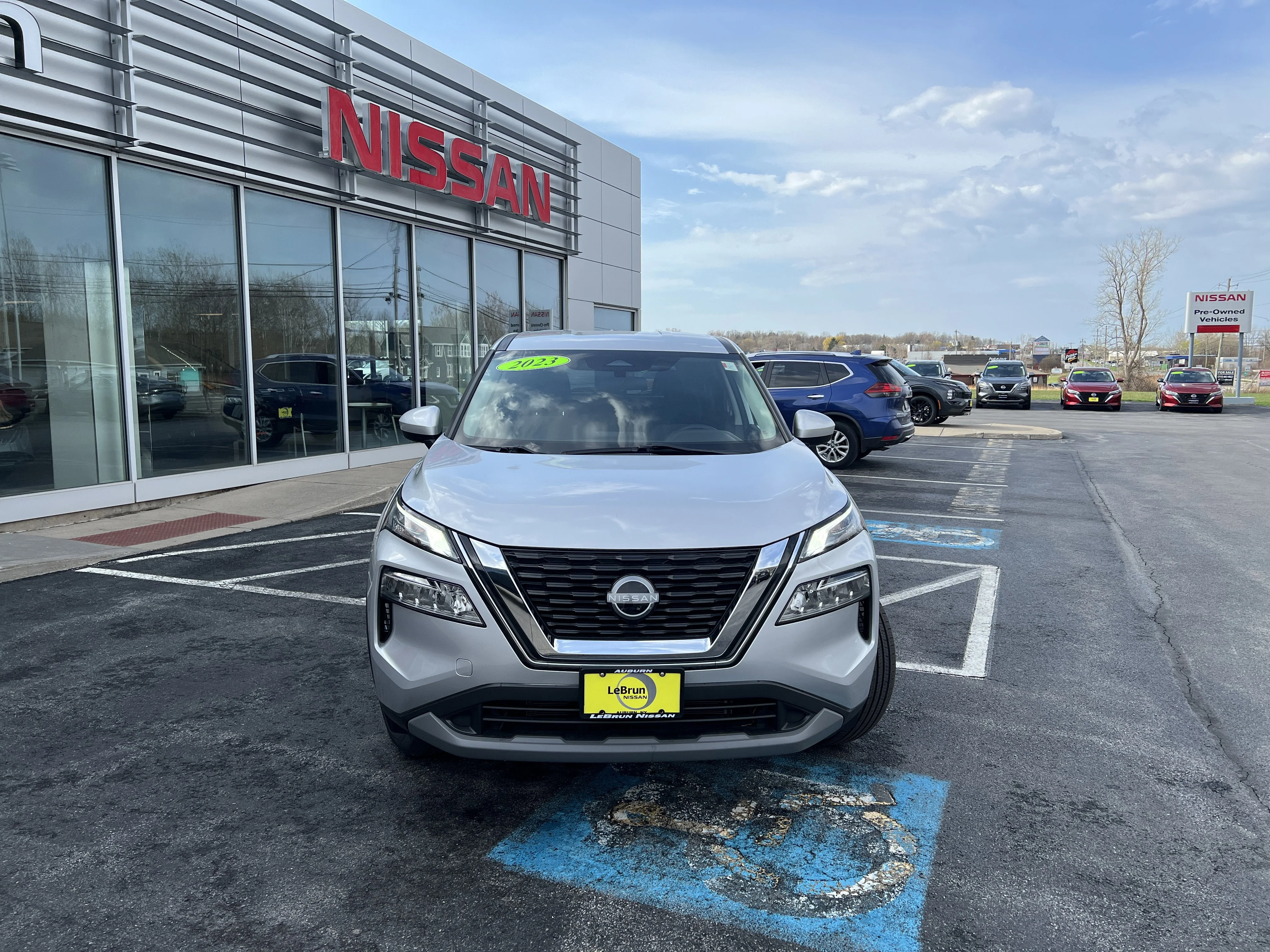Used 2023 Brilliant Silver Metallic Nissan SV image 12