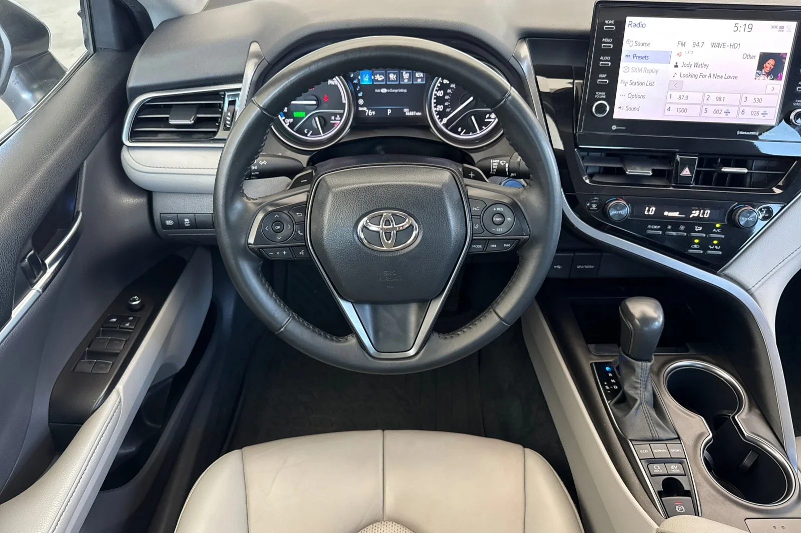 Certified Used 2022 CELESTIAL SILVER MET Toyota Hybrid XSE image 13