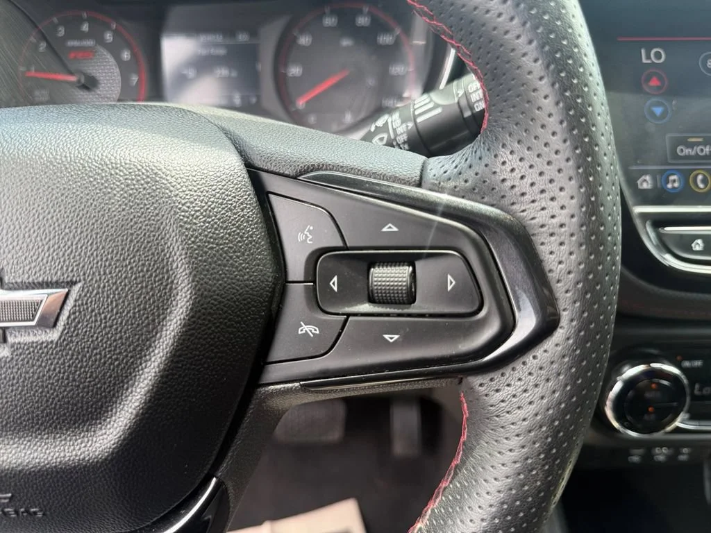 Used 2023 STERLING GRAY METALLIC Chevrolet RS image 31