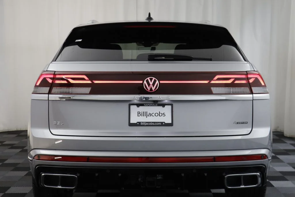 New 2026 Silver Mist Volkswagen SEL Premium R-Line image 17
