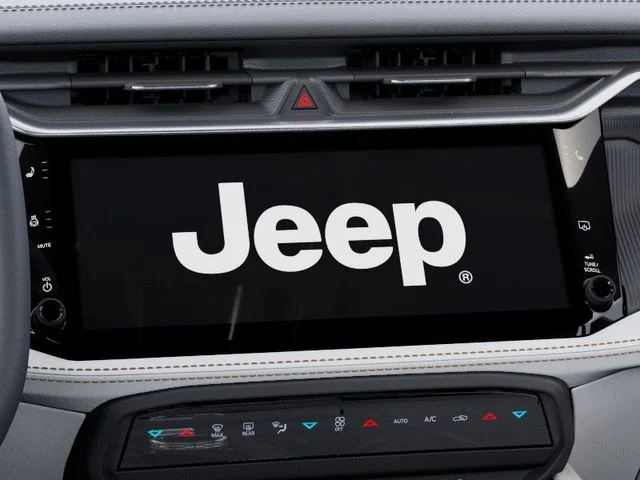 New 2026 Silver Zynith Clear-Coat Exterior Paint Jeep Limited image 18