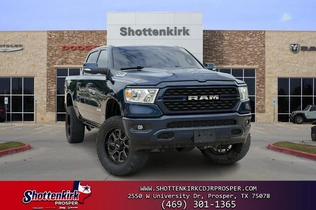 2022 RAM 1500 Big Horn/Lone Star 4x4 Crew Cab 5'7's photo